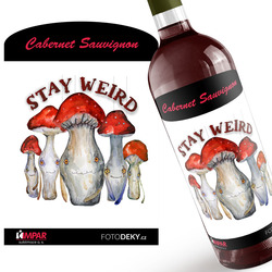 Víno Stay weird