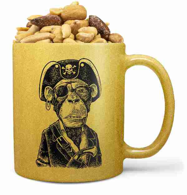 Hrnek Opičí kapitán – zlatý (Náplň hrníčku: Směs slaných oříšků)